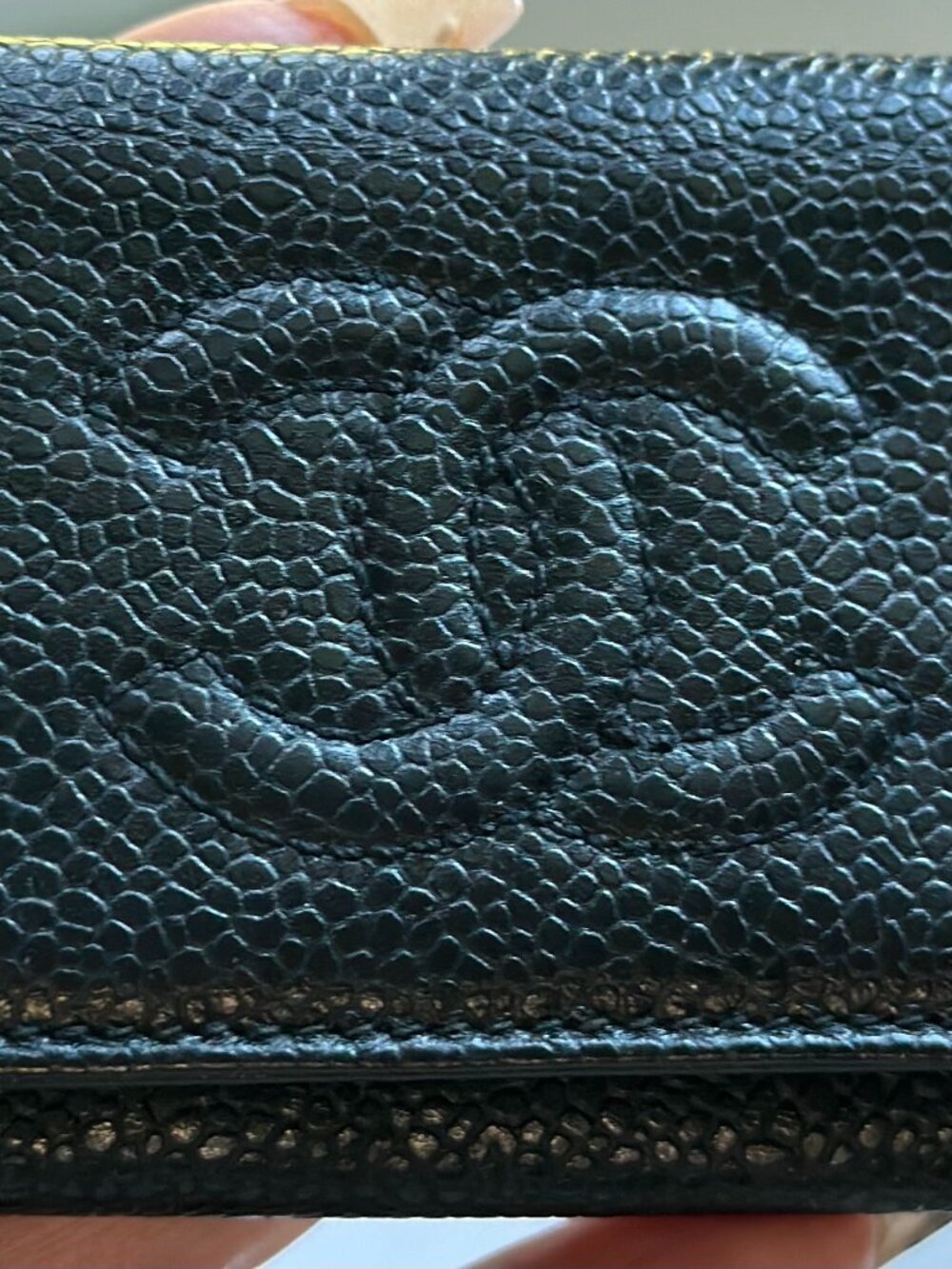 CHANEL Caviar 6 gold ring key chain in VERY GOOD condition